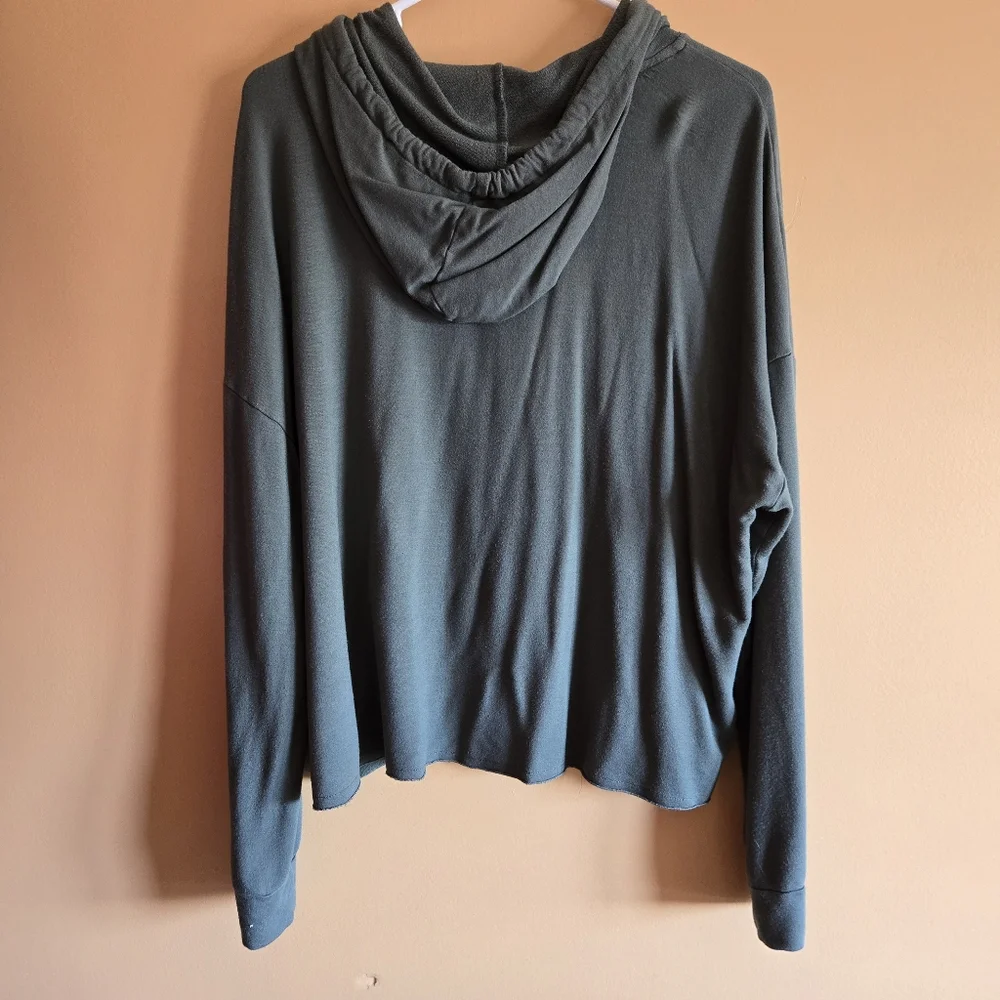 Candace Cameron Bure Olive Green Pullover Hoodie with Raw Hem, M 24.5" PTP - Picture 4 of 4